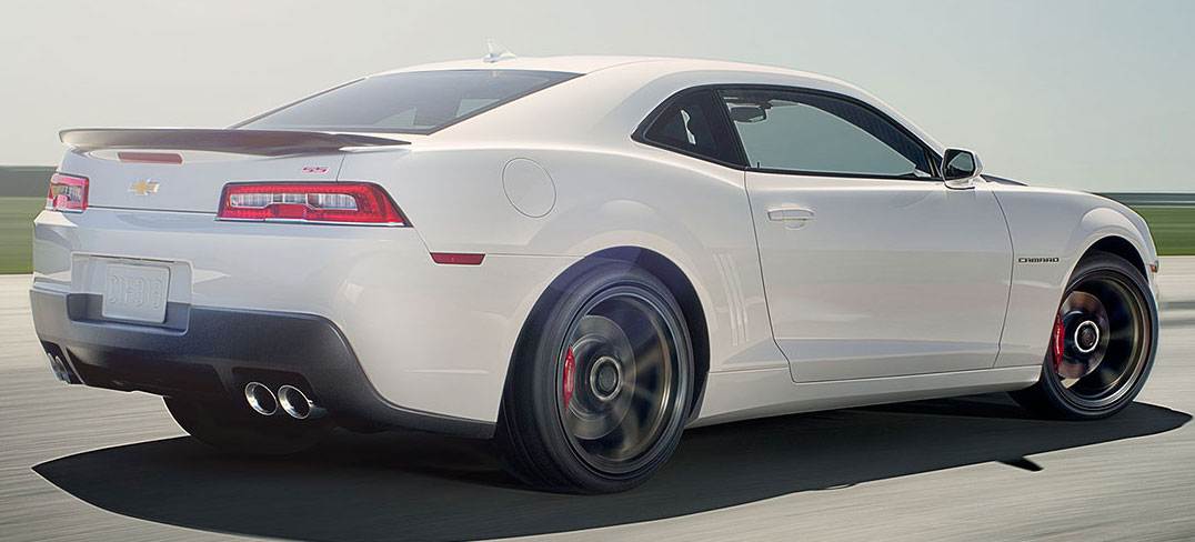 2015 Chevrolet Camaro rear view